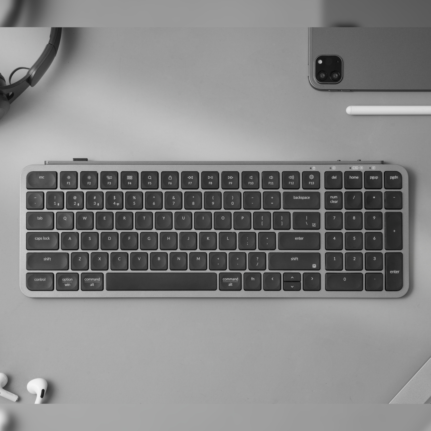 B2P-K1_Keychron-B2-Pro-Ultra-Slim-96-Wireless-Keyboard-Space-Grey_wr_05a Keychron B2 Pro Ultra-Slim 96% Wireless Keyboard - Space Gray