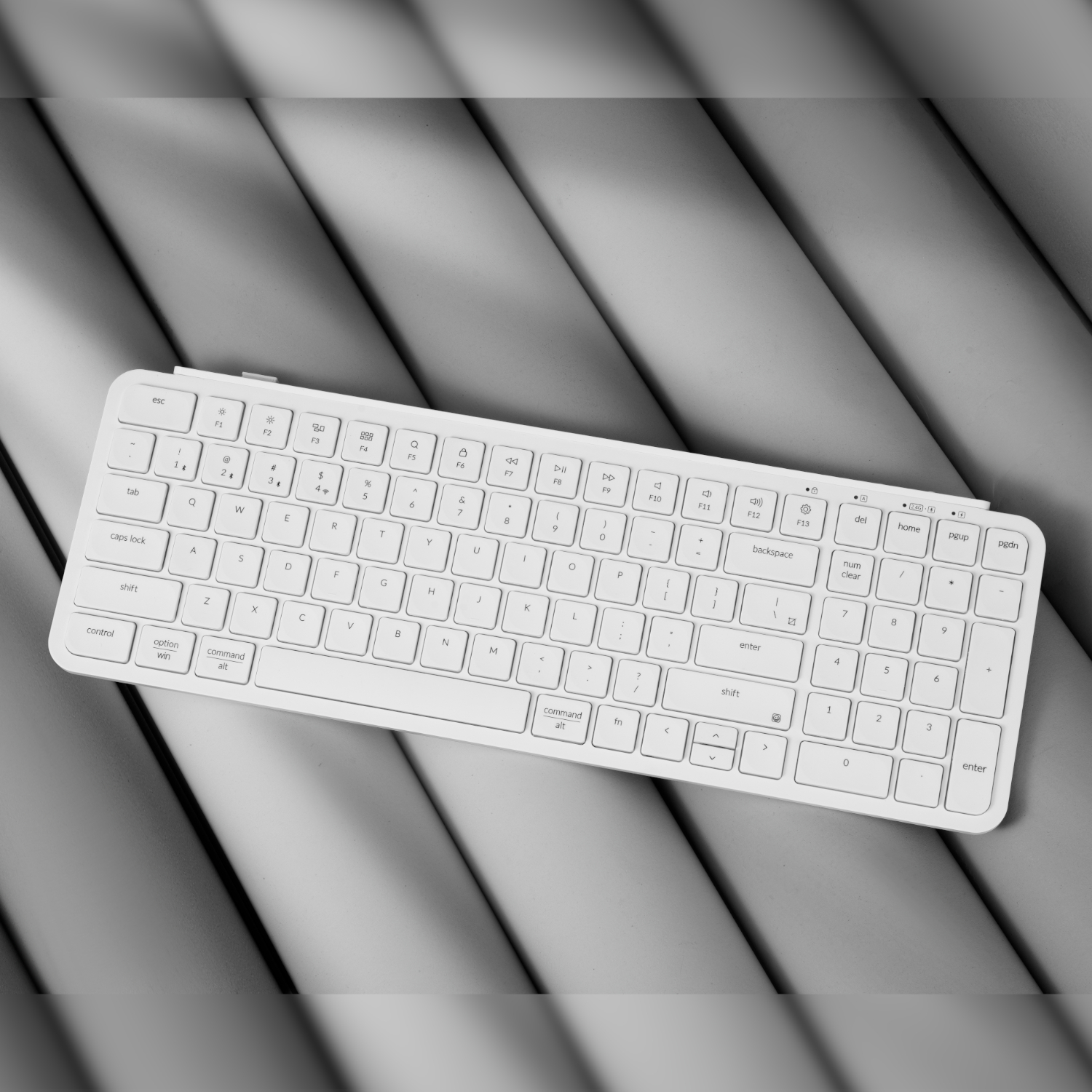 B2P-K8_Keychron-B2-Pro-Ultra-Slim-96-Wireless-Keyboard-Ivory-White_wr_03a Keychron B2 Pro Ultra-Slim 96% Wireless Keyboard - Ivory White