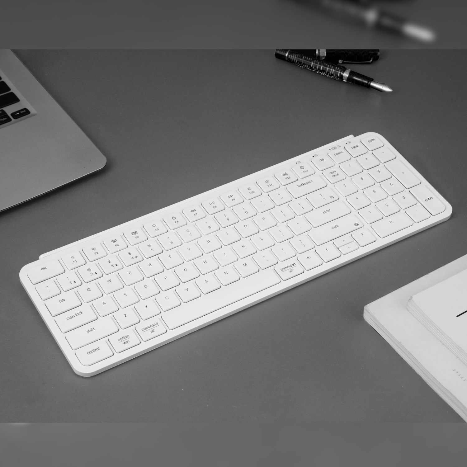 B2P-K8_Keychron-B2-Pro-Ultra-Slim-96-Wireless-Keyboard-Ivory-White_wr_04a Keychron B2 Pro Ultra-Slim 96% Wireless Keyboard - Ivory White