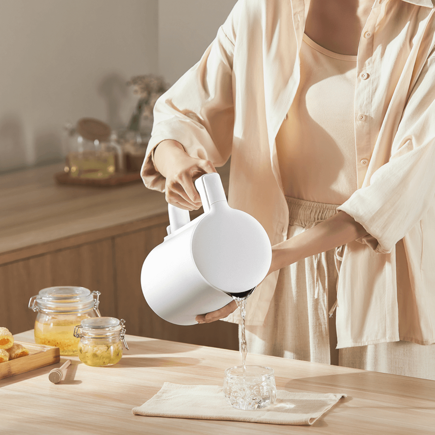 BHR9036EU_Xiaomi-Electric-Kettle-2-Lite-White_wr_04a Xiaomi Electric Kettle 2 Lite