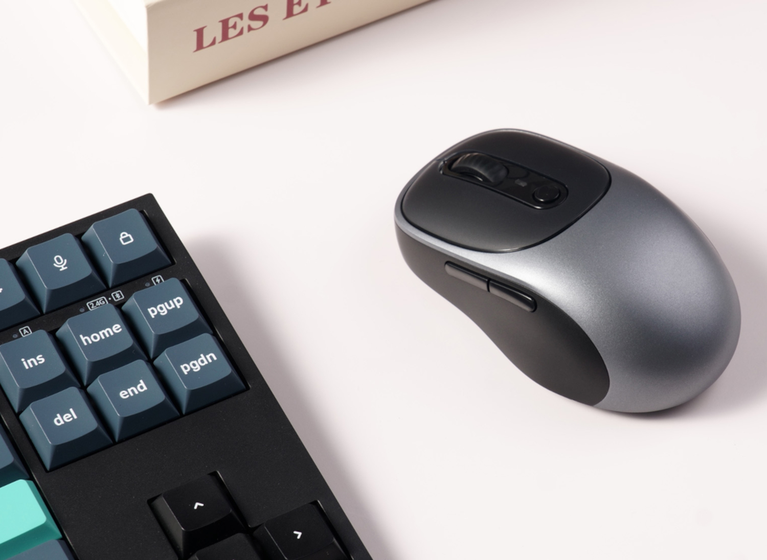 BM24-C61_Keychron-BM24-Wireless-Mouse-Metal-Grey_02 Keychron BM24 Wireless Silent Mouse - Metal Grey