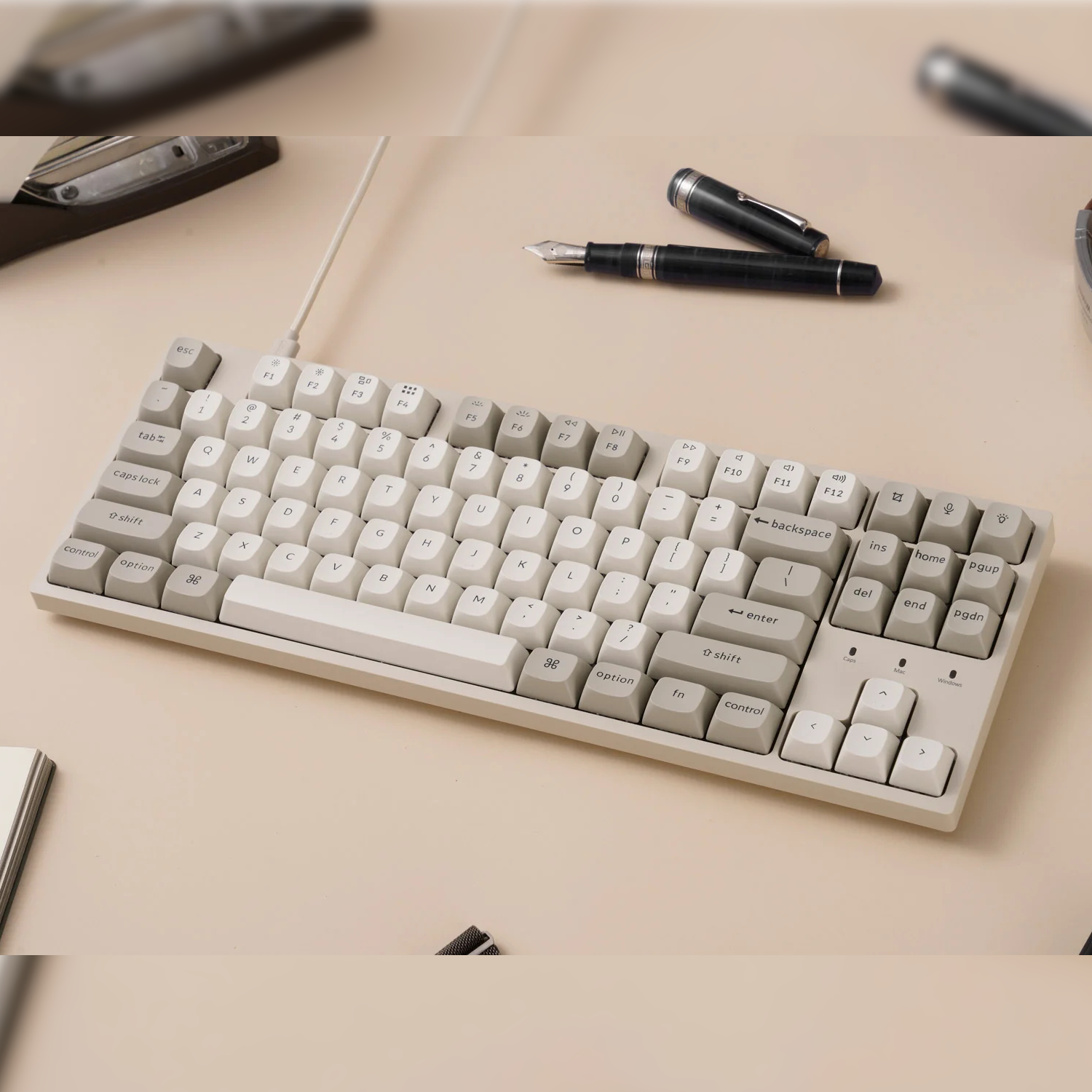 C1PX-M1_Keychron-C1-Pro-8K-80-Super-Red-Hot-swappable-RGB-Wired-Mechanical-Keyboard_wr_05a Keychron C1 Pro 8K 80% Super Red Hot-swappable RGB Wired Mechanical Keyboard