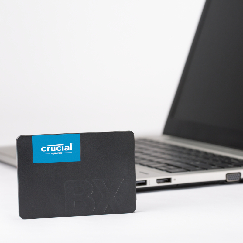 CT1000BX500SSD1_wr_05a Crucial BX500 1TB 2.5" SATA SSD