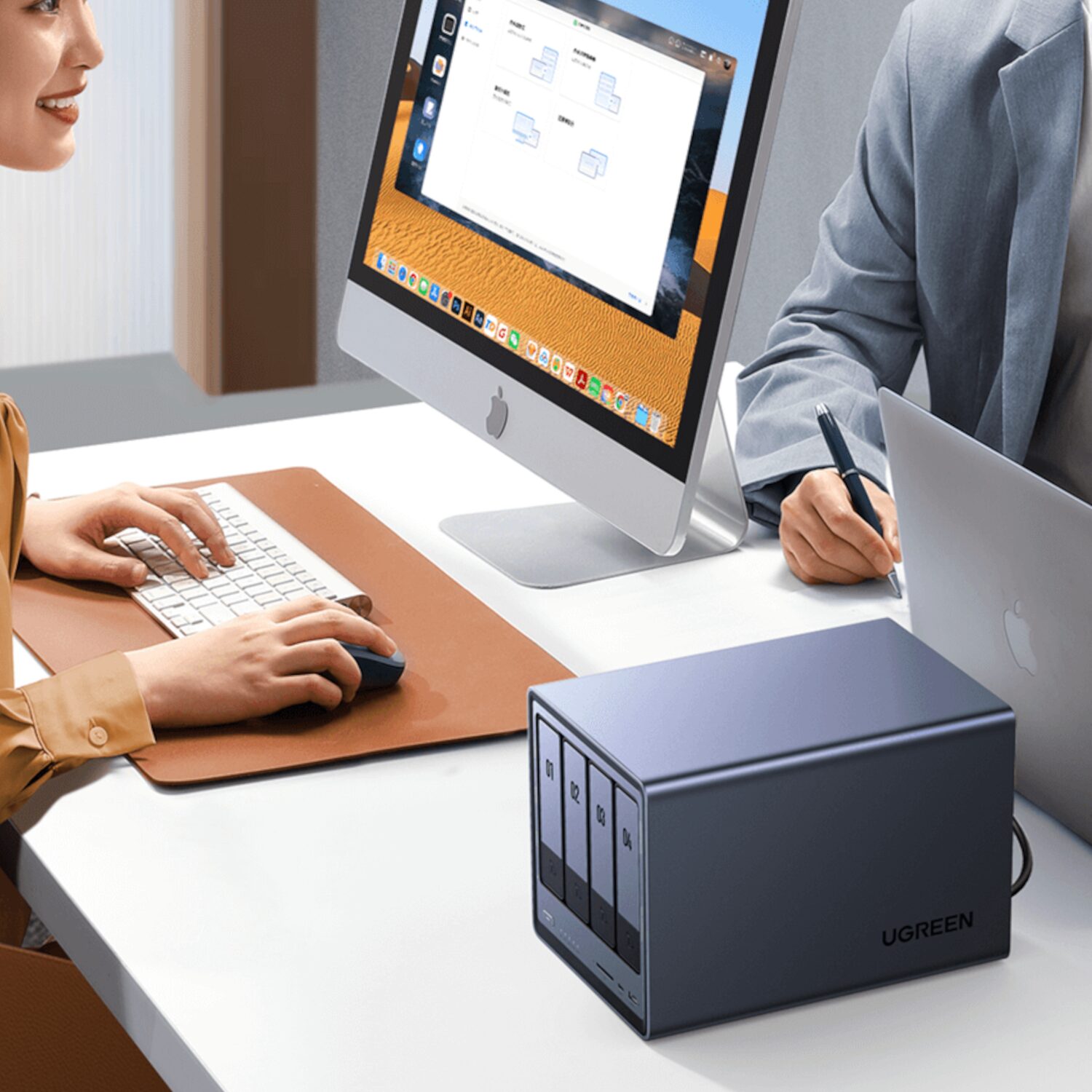 DXP2800-25369-WR-05 UGREEN NASync DXP4800 Plus 4-Bay NAS