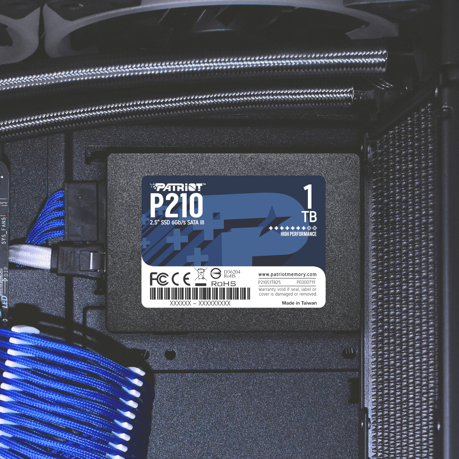 P210S1TB25_Patriot-P210-1TB-2.5-Inch-SATAIII-SSD_wr_04 Patriot P210 1TB 2.5 Inch SATAIII SSD