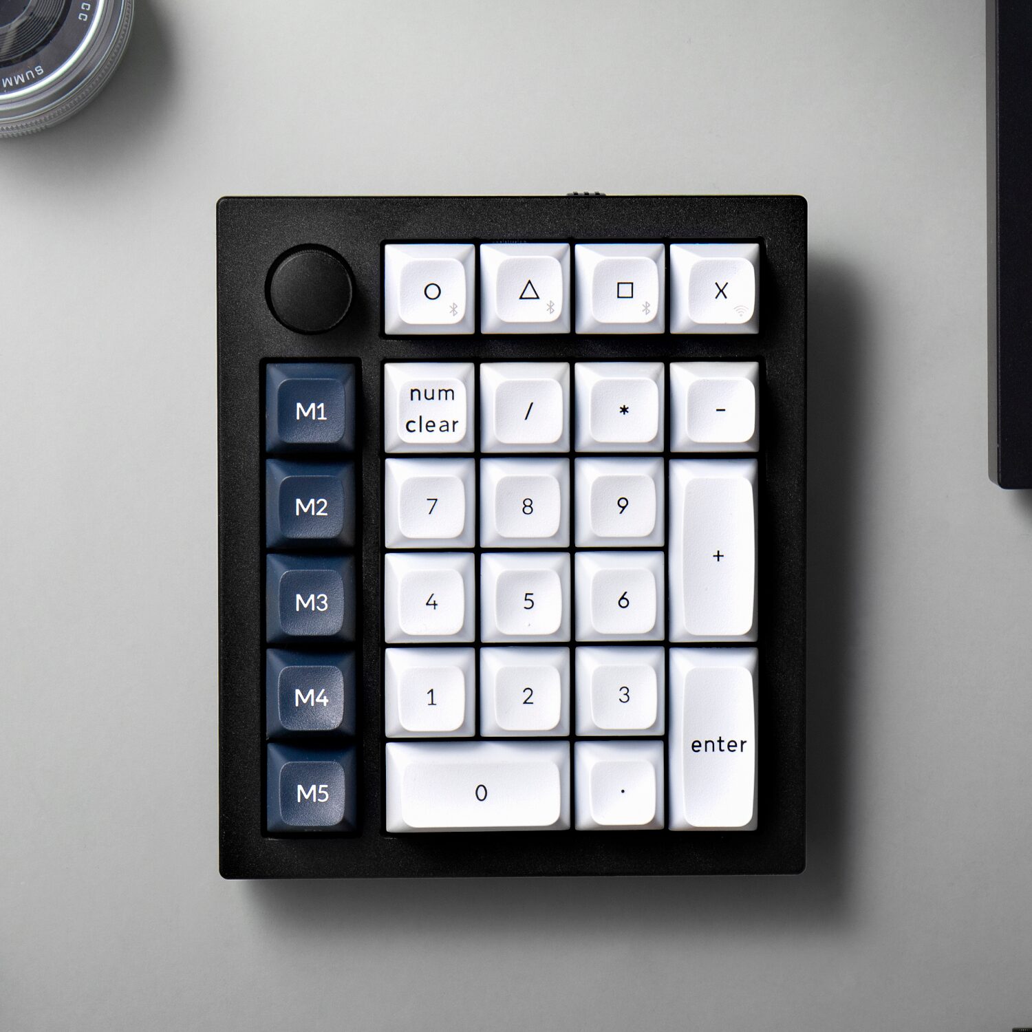 Q0M-M1_Keychron_Q0_Max_QMK_Gateron_Jupiter_Red__wr_04 Keychron Q0 Max QMK Gateron Jupiter Red RGB Wireless Custom Number Pad Carbon Black