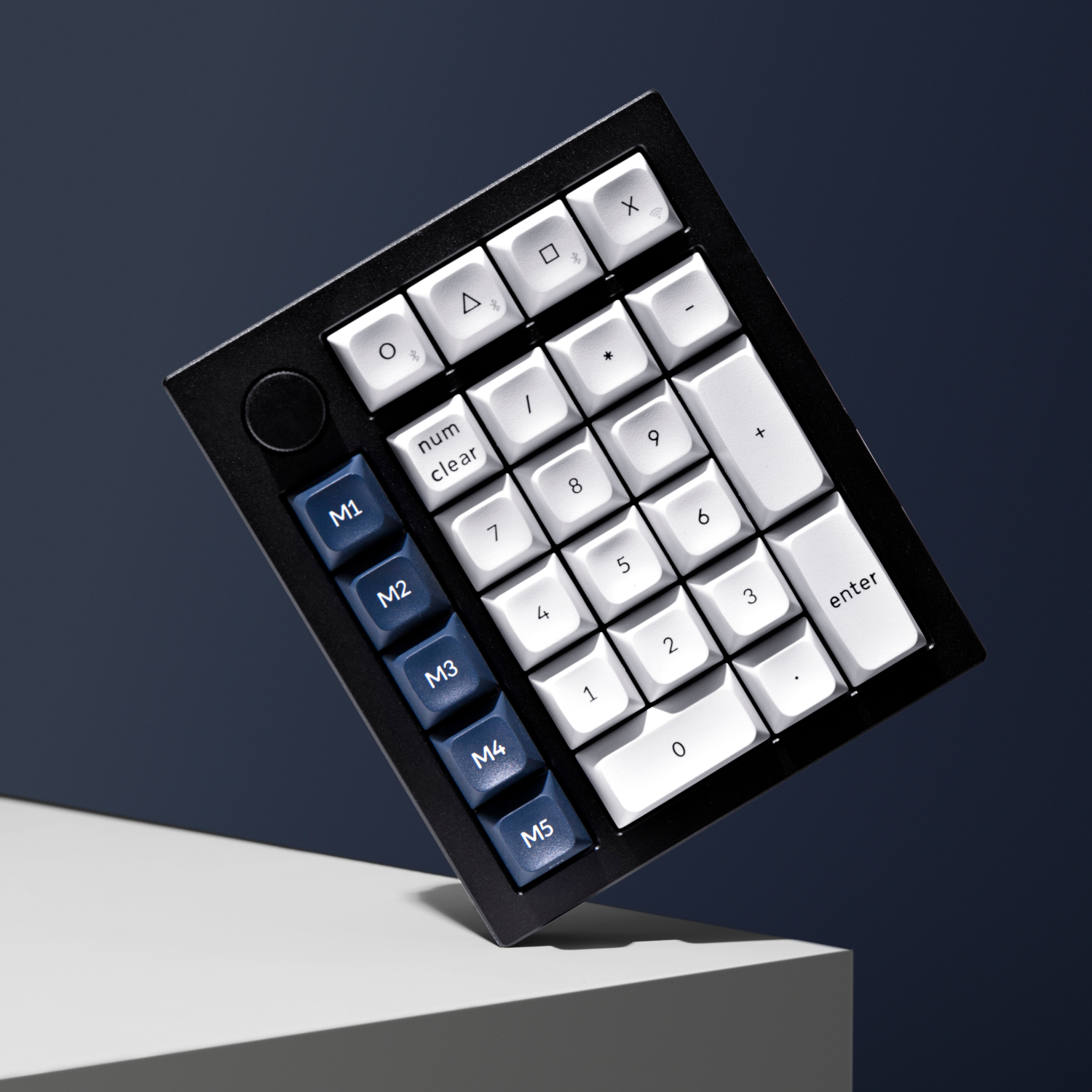 Q0M-M4_Keychron-Q0-Max-QMK-Gateron-Jupiter-Banana-RGB-Wireless-Custom-Number-Pad-Carbon-Black_wr_03a Keychron Q0 Max QMK Gateron Jupiter Banana RGB Wireless Custom Number Pad Shell White