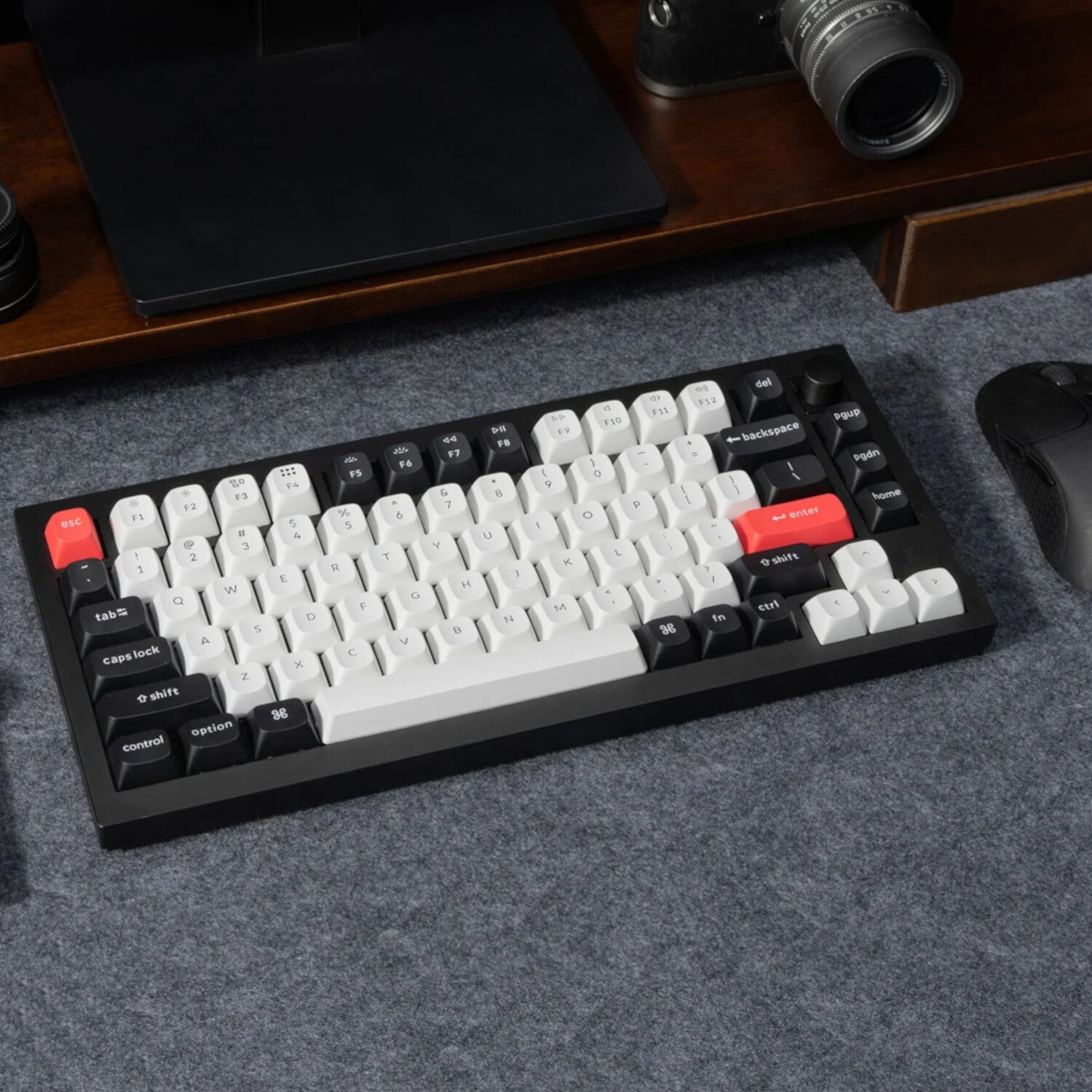 Q1H-M1-wr-04 Keychron Q1H-M1 QMK Wireless Custom Keyboard - Black