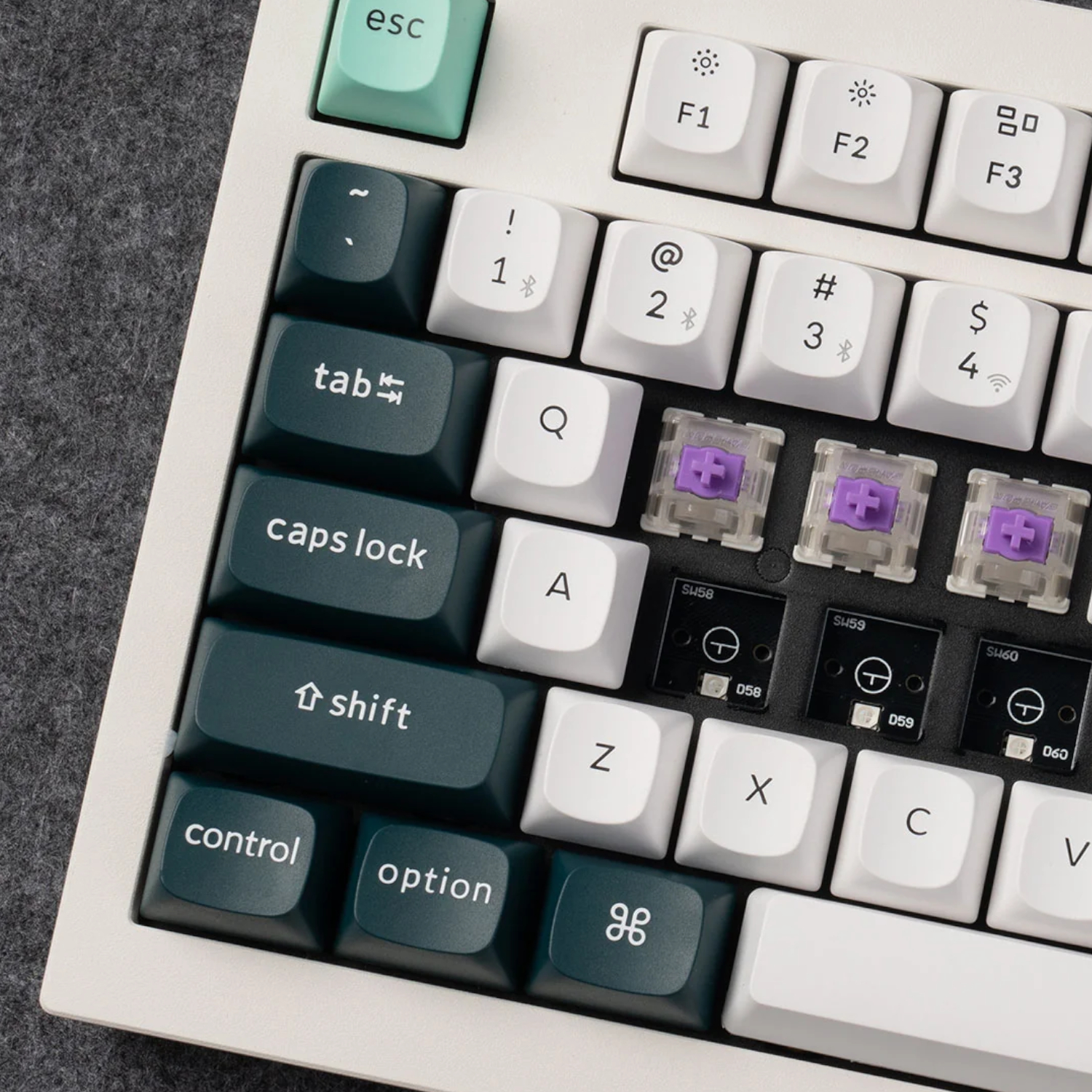 Q3H-P1_Keychron-Q3-HE-QMK-Wireless-Custom-Keyboard-Nebula-Switch-Shell-White_wr_05a Keychron Q3 HE QMK 80% Wireless Custom Mechanical Keyboard (Nebula Switch) - Shell White