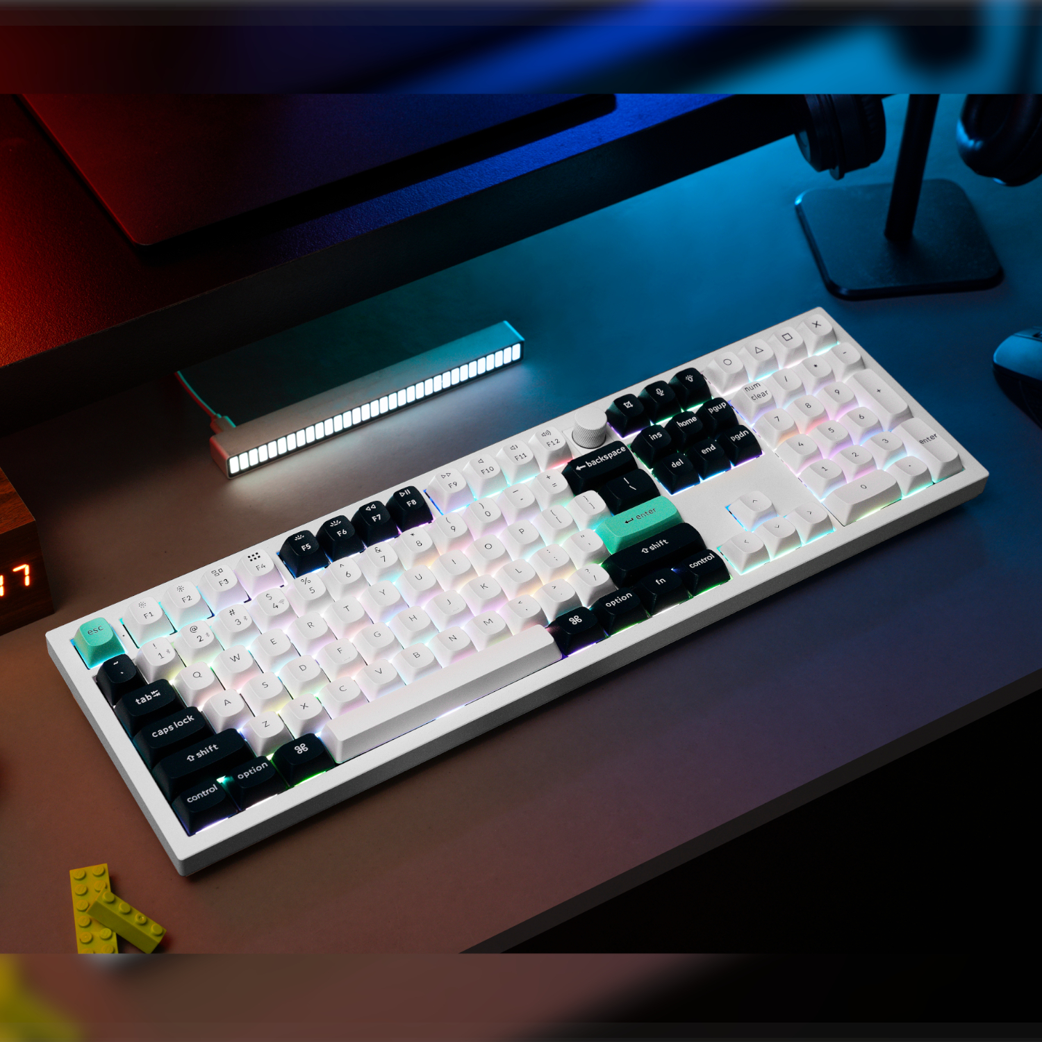 Q6H-P1_Keychron-Q6-HE-QMK-Full-size-Wireless-Custom-Mechanical-Keyboard-Nebula-Switch-–-Shell-White_wr_04a Keychron Q6 HE QMK Full-size Wireless Custom Mechanical Keyboard (Nebula Switch) – Shell White
