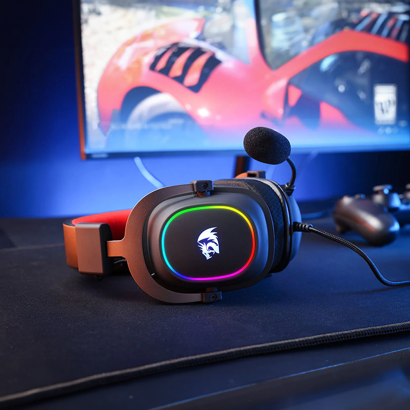 RD-H510-RGB_wr_02.jpeg REDRAGON Over-Ear ZEUS-X USB RGB Gaming Headset - Black