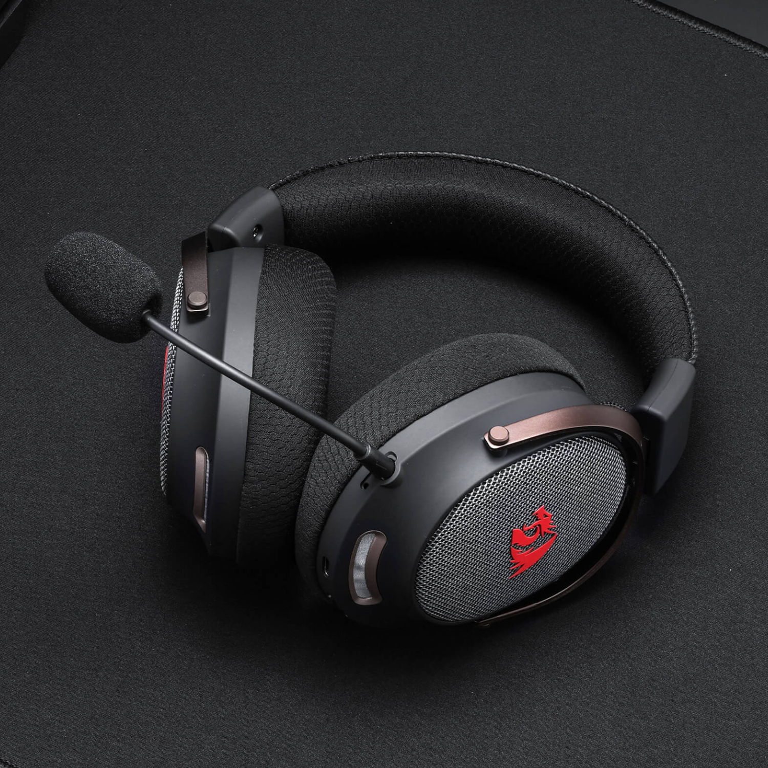 RD-H858_Redragon-Arrow-Pro-H858-Wireless-Gaming-Headset-Bluetooth-2.4GHz_wr_05a Redragon Arrow Pro H858 Wireless Gaming Headset (Bluetooth + 2.4GHz)