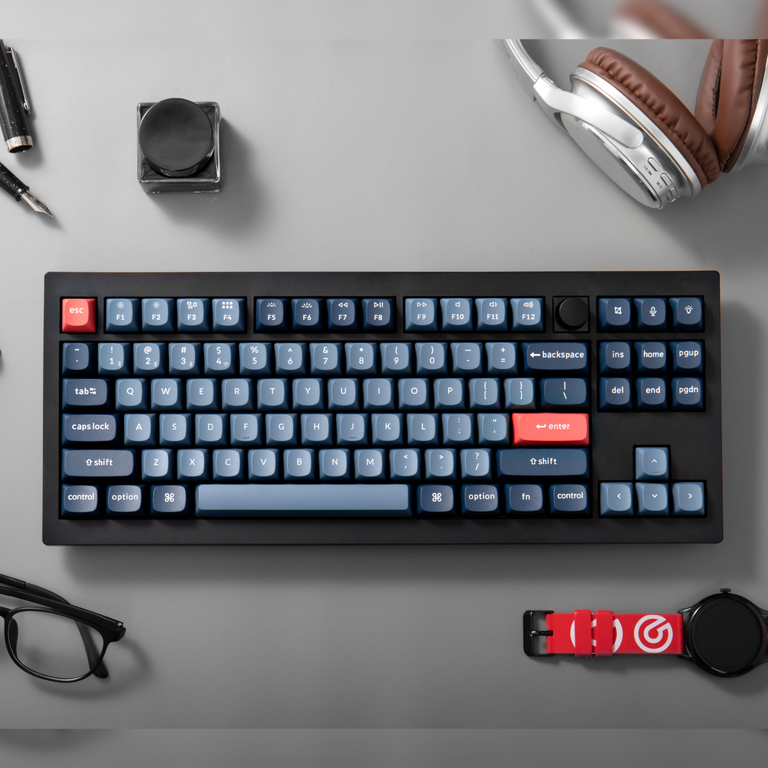V3M-D4_Keychron-V3-Max-QMK-VIA-80-Wireless-Custom-Mechanical-Keyboard-Banana-Switch-–-Carbon-Black_wr_05a Keychron V3 Max QMK/VIA 80% Wireless Custom Mechanical Keyboard (Banana Switch) – Carbon Black