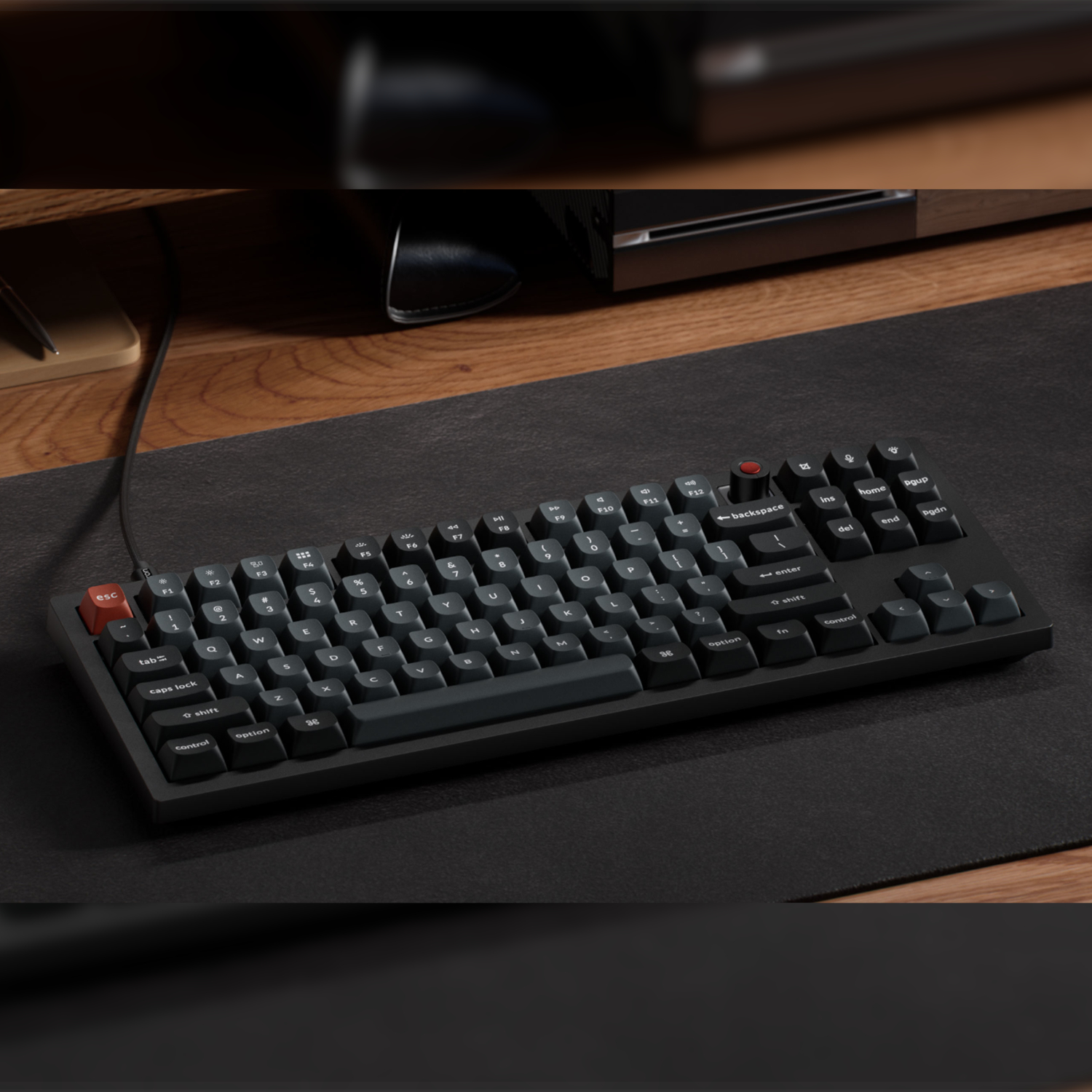 V3U-D1_Keychron-V3-Ultra-80-8K-Red-Switch-Hot-Swap-Gateron-Jupiter-RGB-Wireless-Keyboard_wr_05a Keychron V3 Ultra 80% 8K Red Switch Hot-Swap RGB Wireless Keyboard - Black